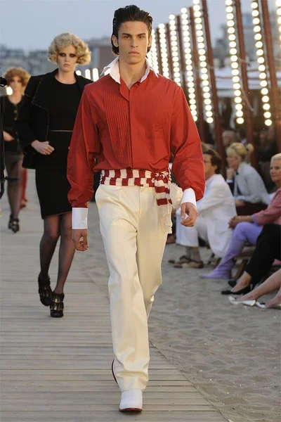 Look 42